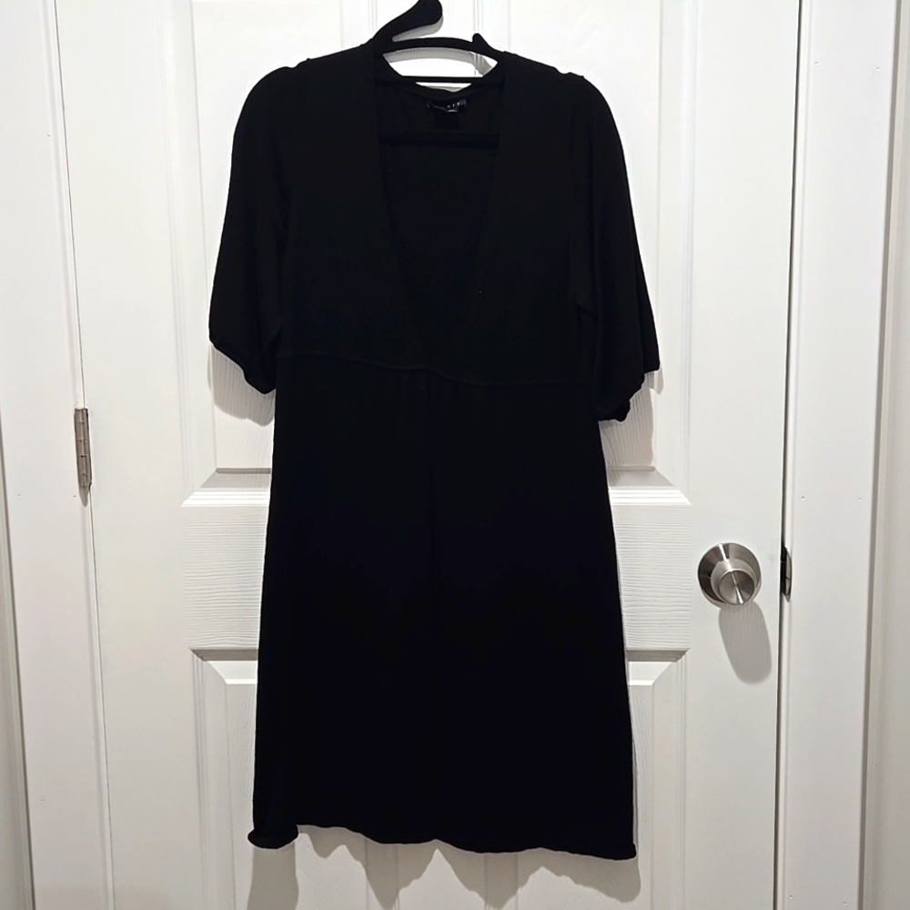 Theory Merino wool black women's dress size Large